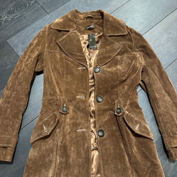 Danier Women's Brown Suede Button-Front Jacket - Picture 2 of 4